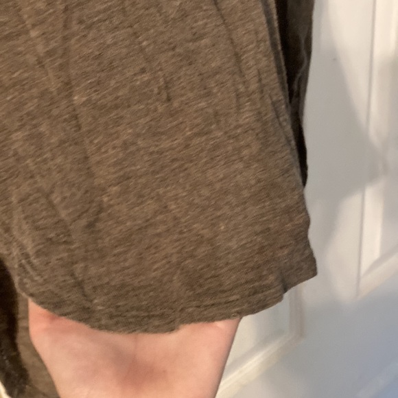 Shirt - Picture 4 of 6